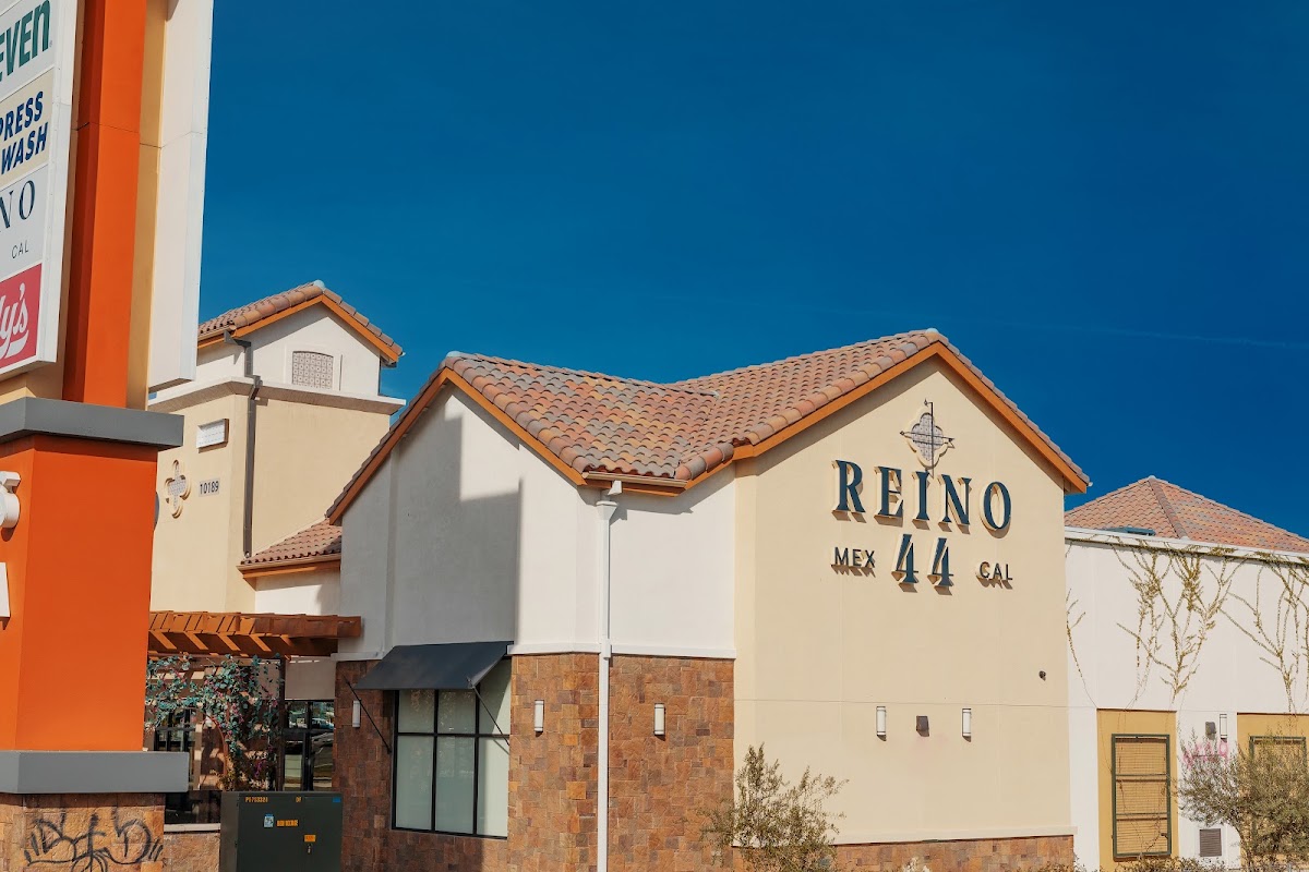 REINO 44