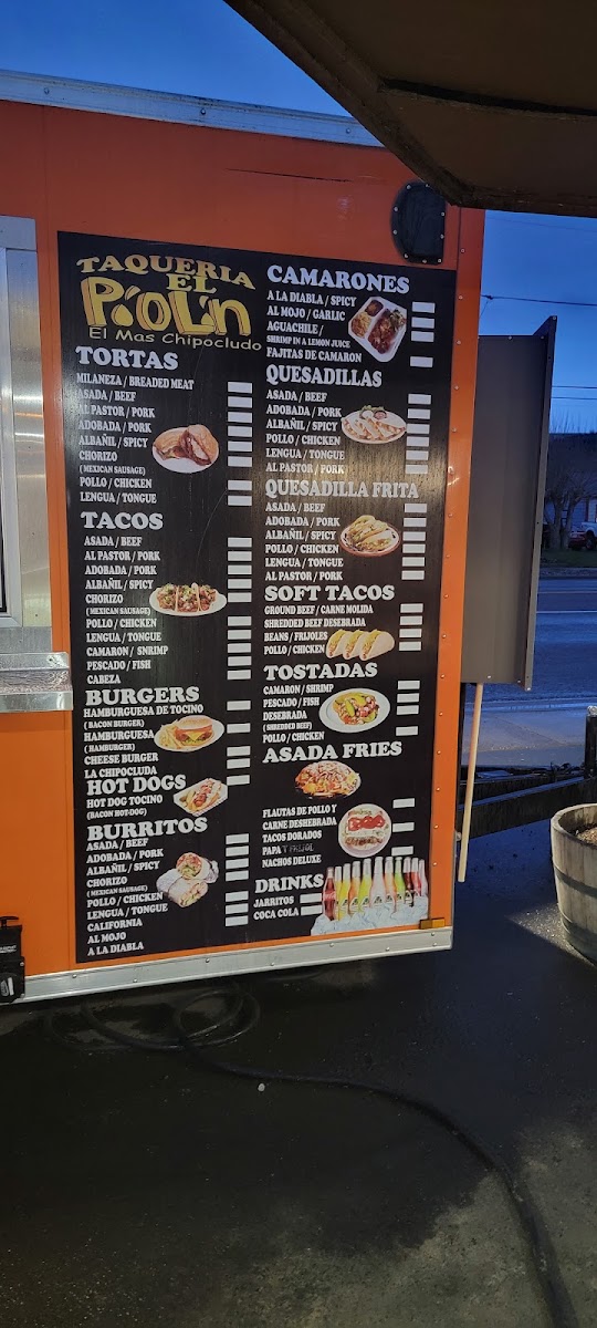 TAQUERIA EL PIOLIN menu board