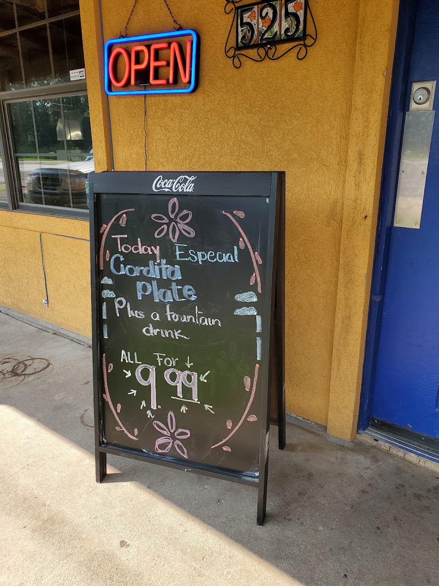 Tortilleria Mi Tierra Caldwell TX menu board