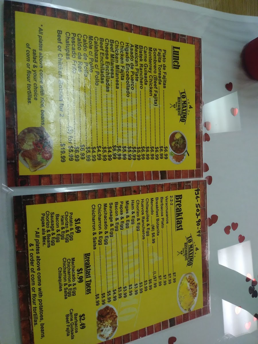 Los Máximo 'Mingo Place' menu board