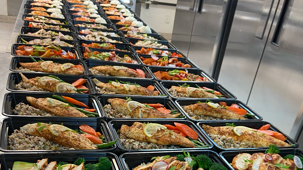 Hugloren VIP - Creative Cuisine - Meal Prep - Las Vegas
