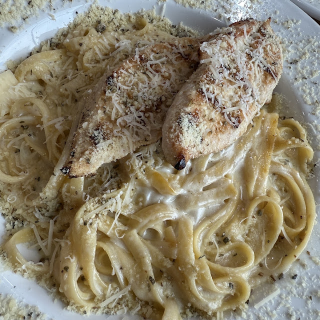 Chicken Fettuccini Alfredo