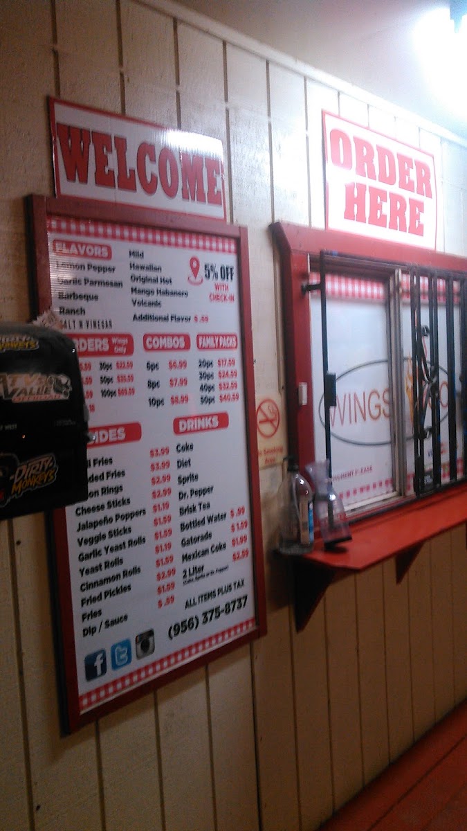 Wings -N- Go/Donna menu board