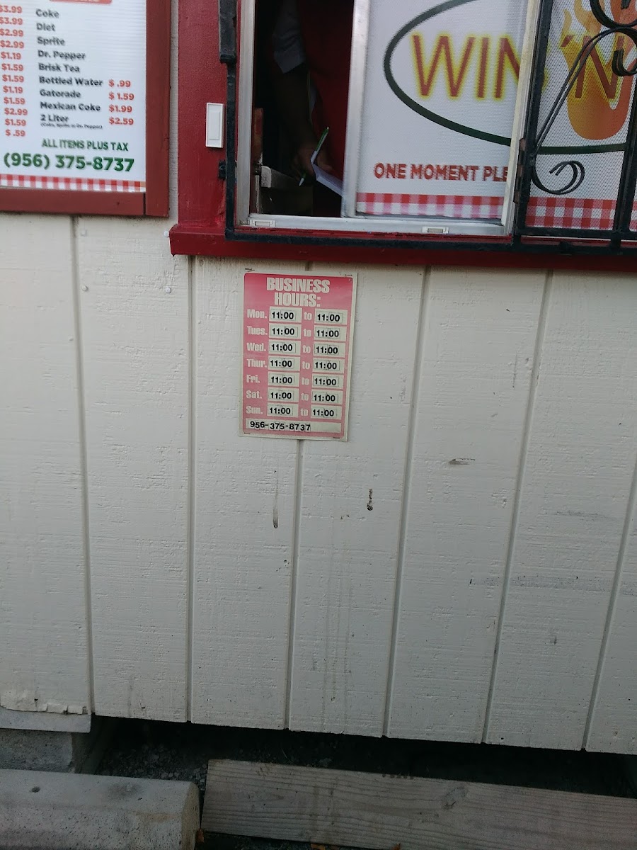 Wings -N- Go/Donna menu board