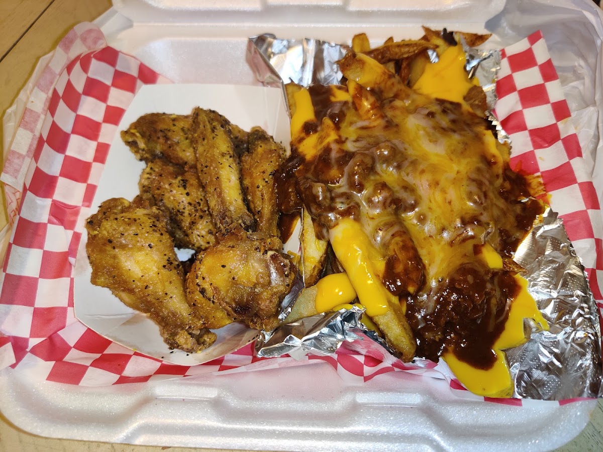 Wings -N- Go/Donna