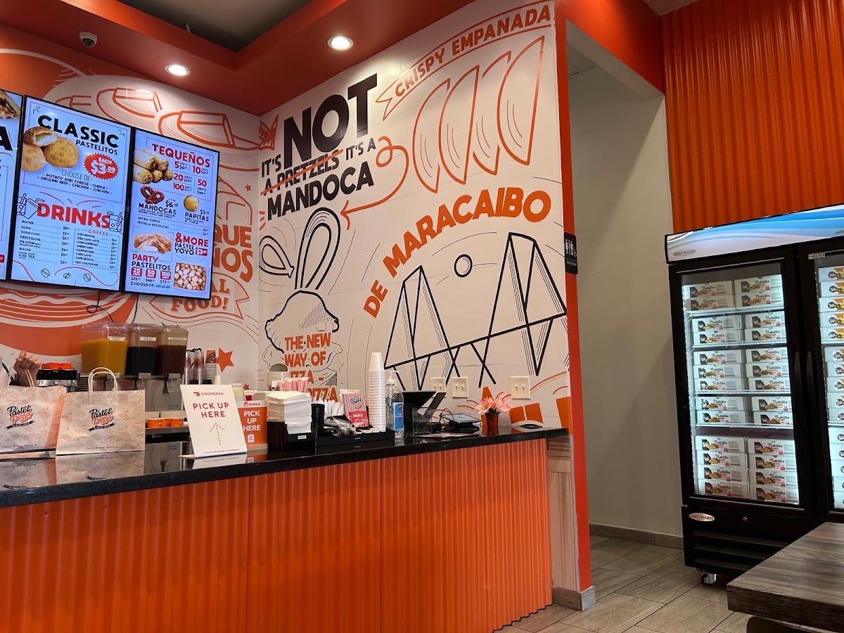 Pastel Pizza menu board