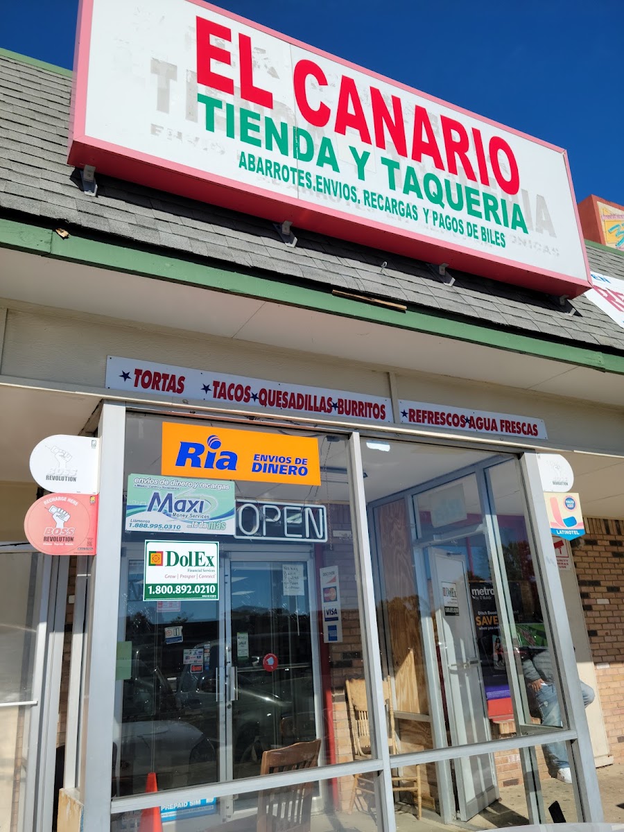 Tienda y Taqueria La Familia