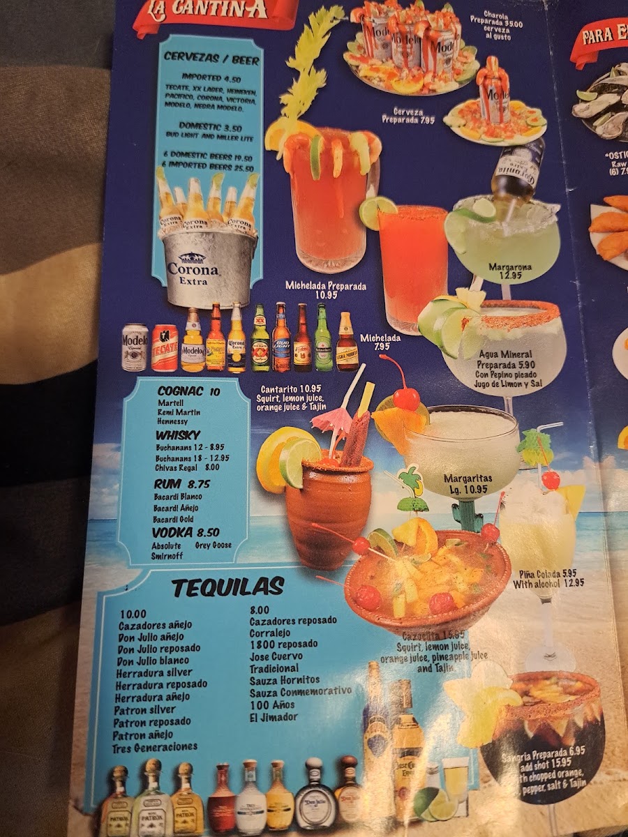El Rey Del Mar Marisqueria menu board
