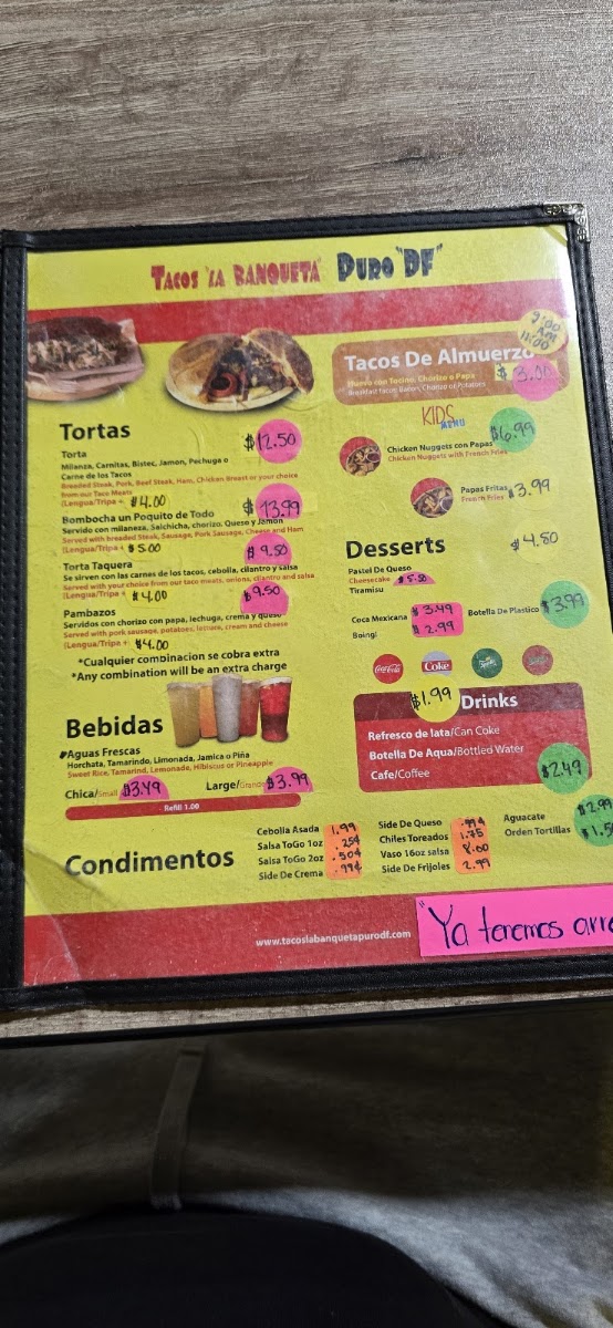 Tacos La Banqueta Puro DF menu board