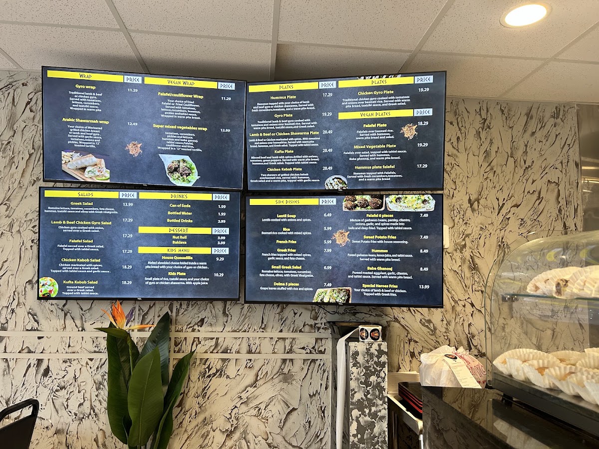 Gyro Makers Edmonds menu board