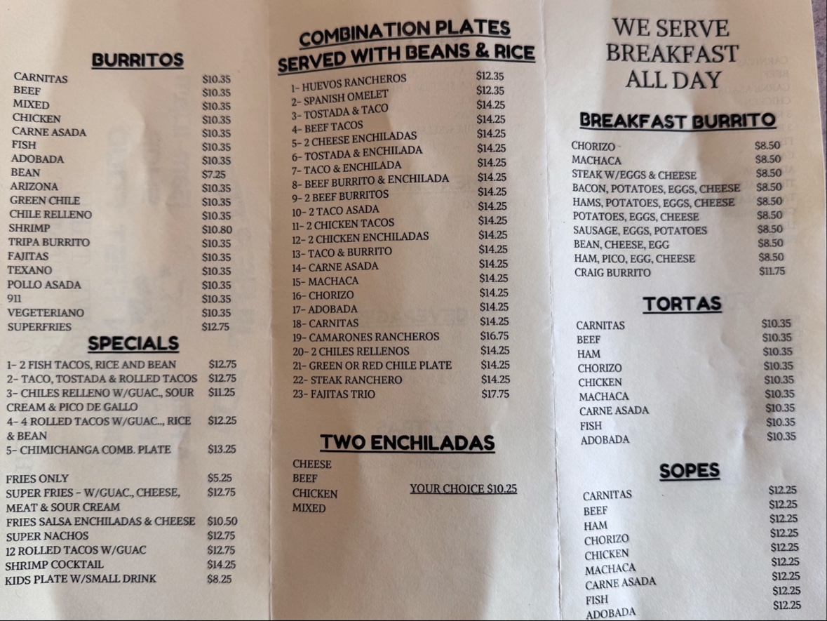 Los Jilbertos menu board