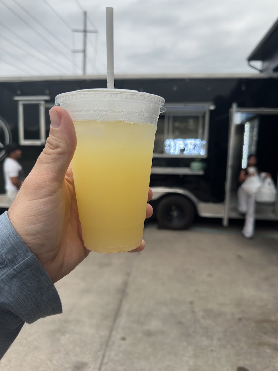 El mezquital Mexican food truck
