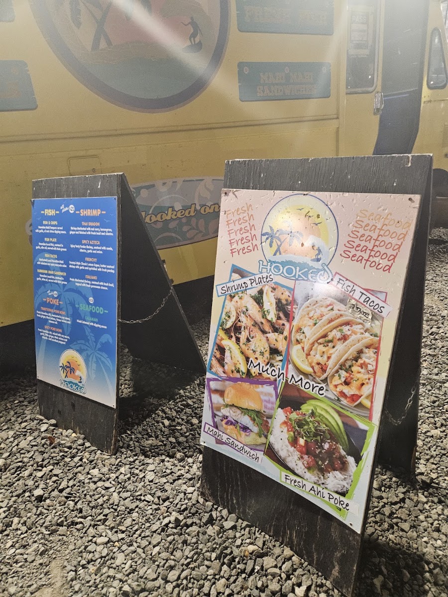 Hooked menu board