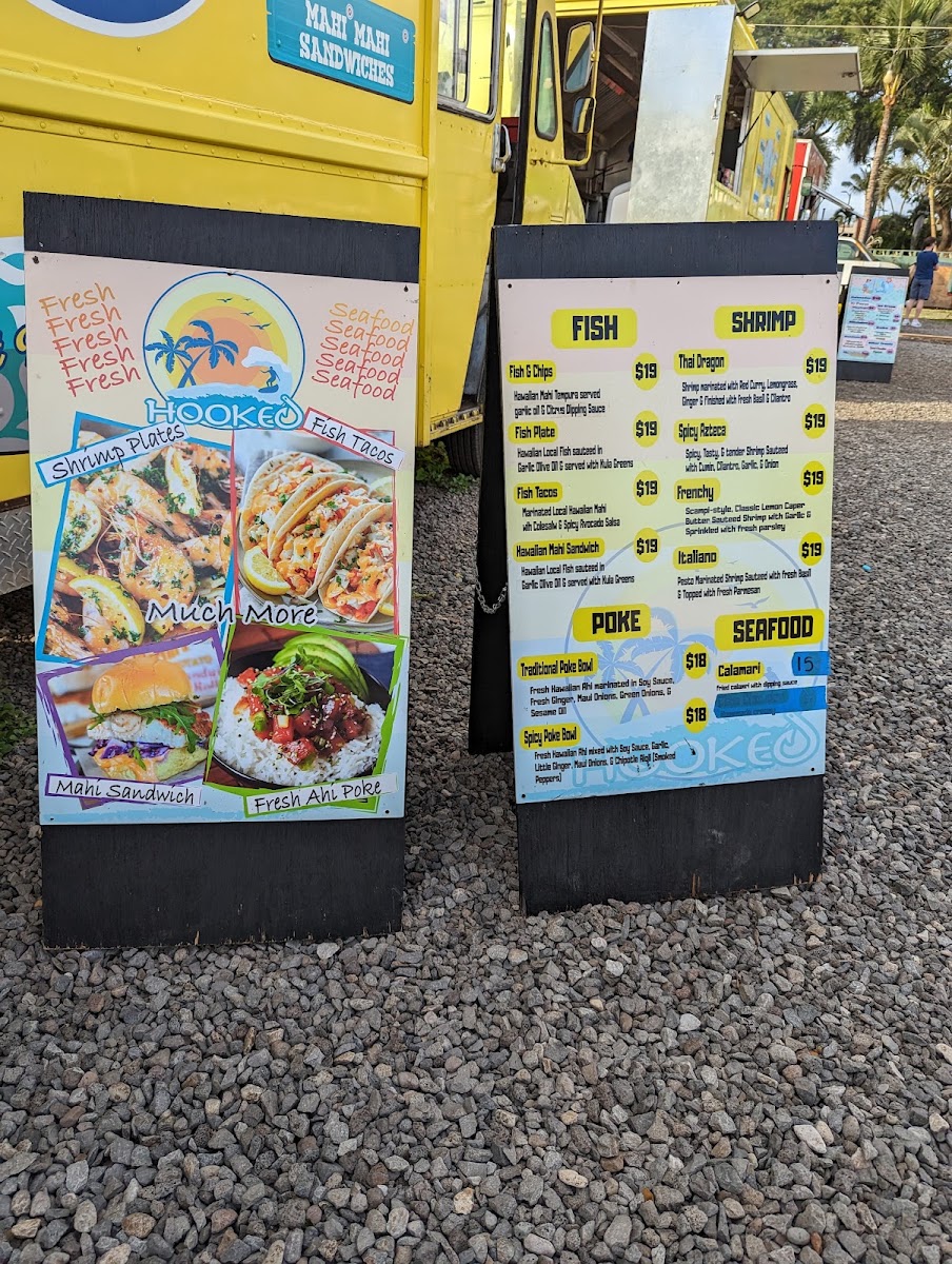 Hooked menu board