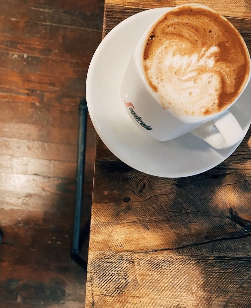 Editör Kafe Kitap Sanat