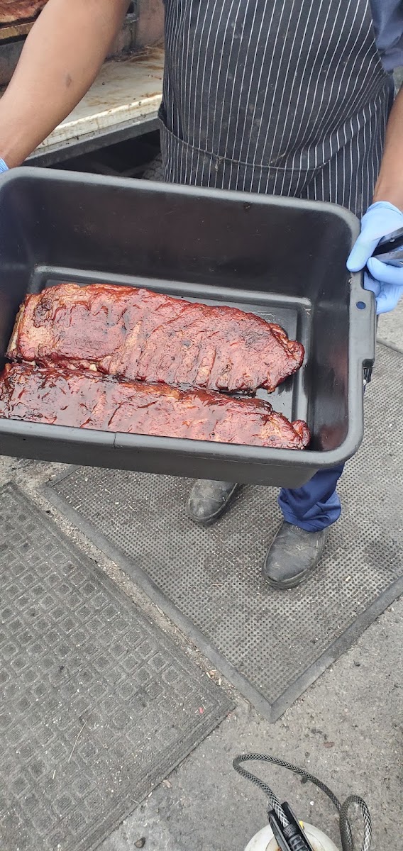 We Smoking BBQ