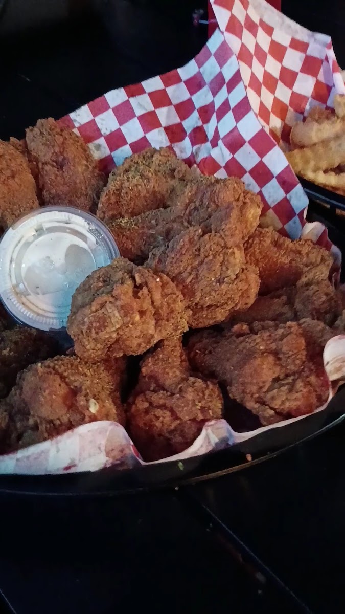 Wings 18 _Houston