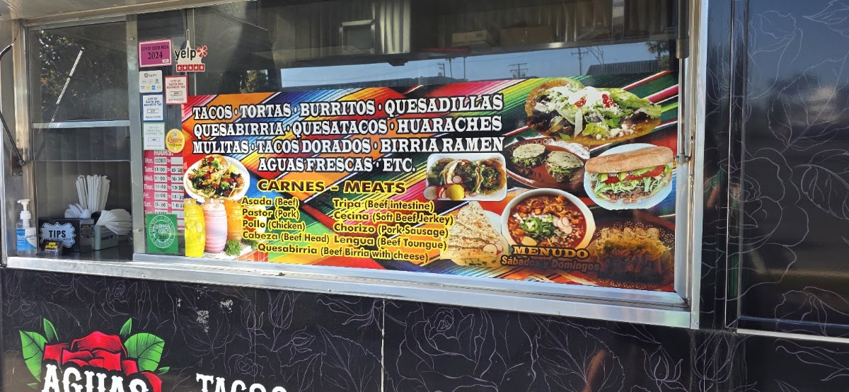 Rosas Antojitos menu board