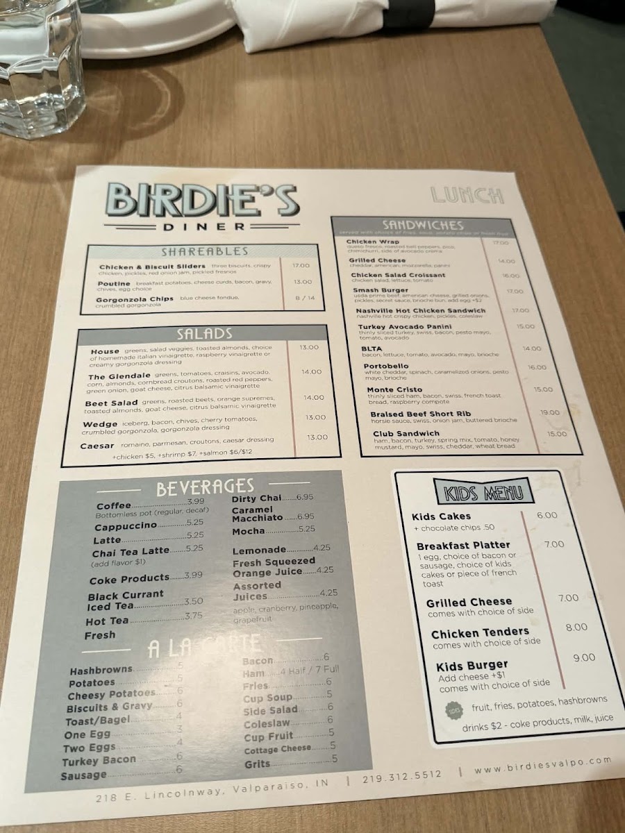 Birdie's Diner menu board