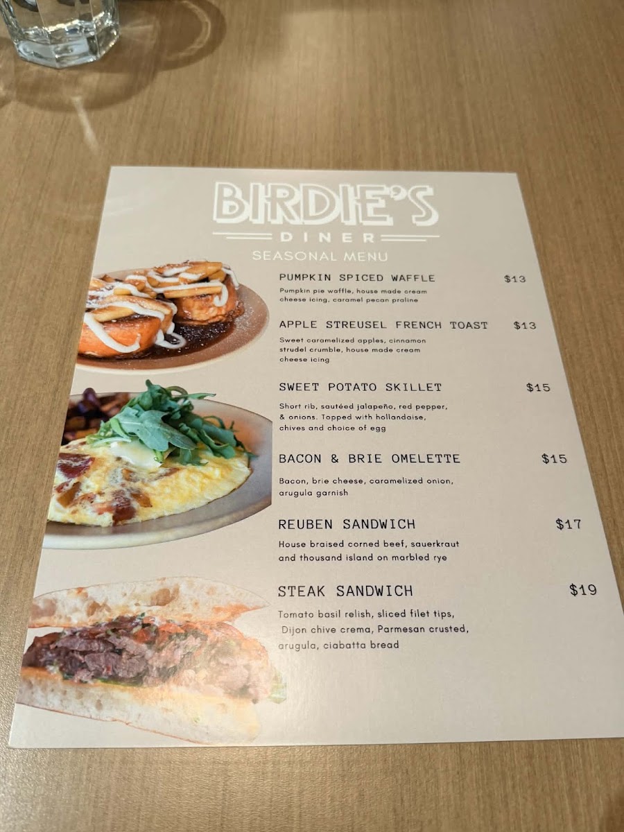 Birdie's Diner menu board