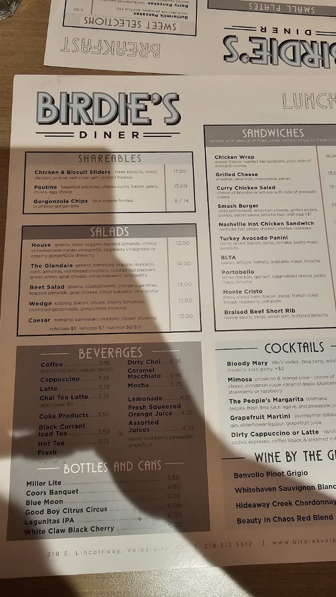 Birdie's Diner menu board