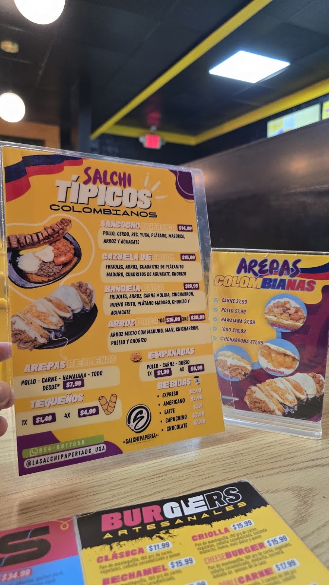 La Salchipaperia D.C menu board