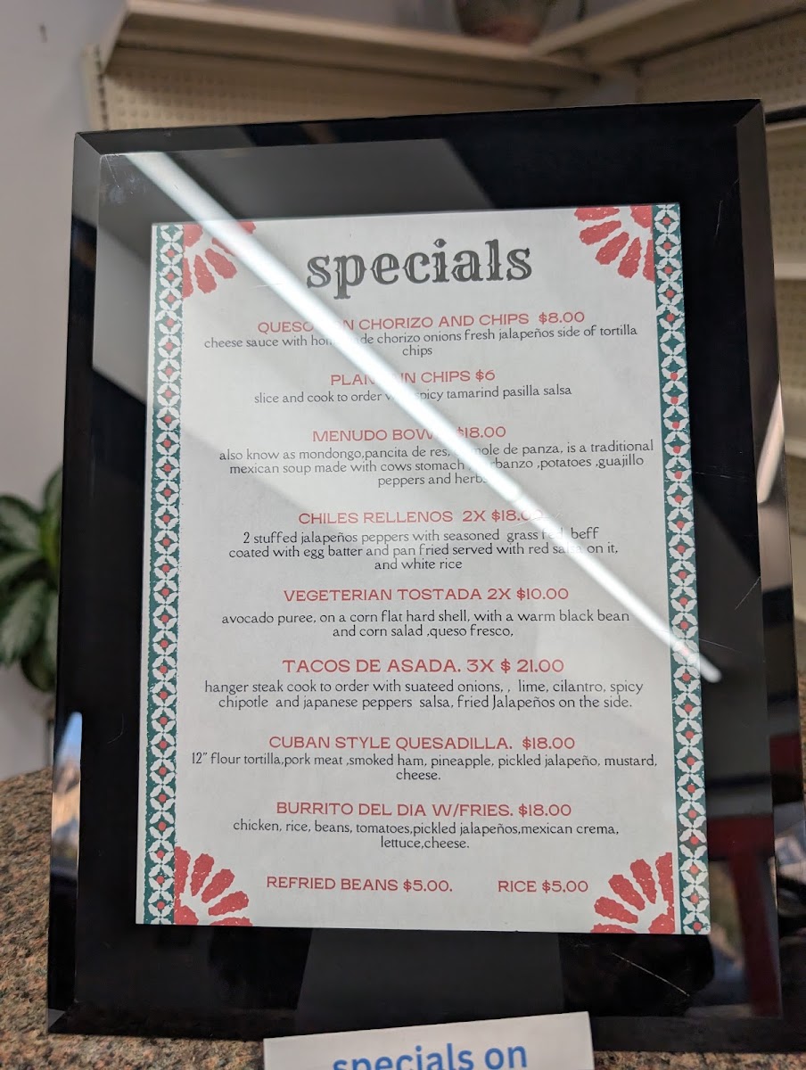 TNT Tacos N Tacos menu board