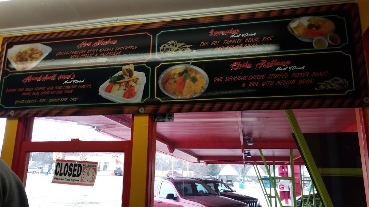 Mama Lilly's menu board