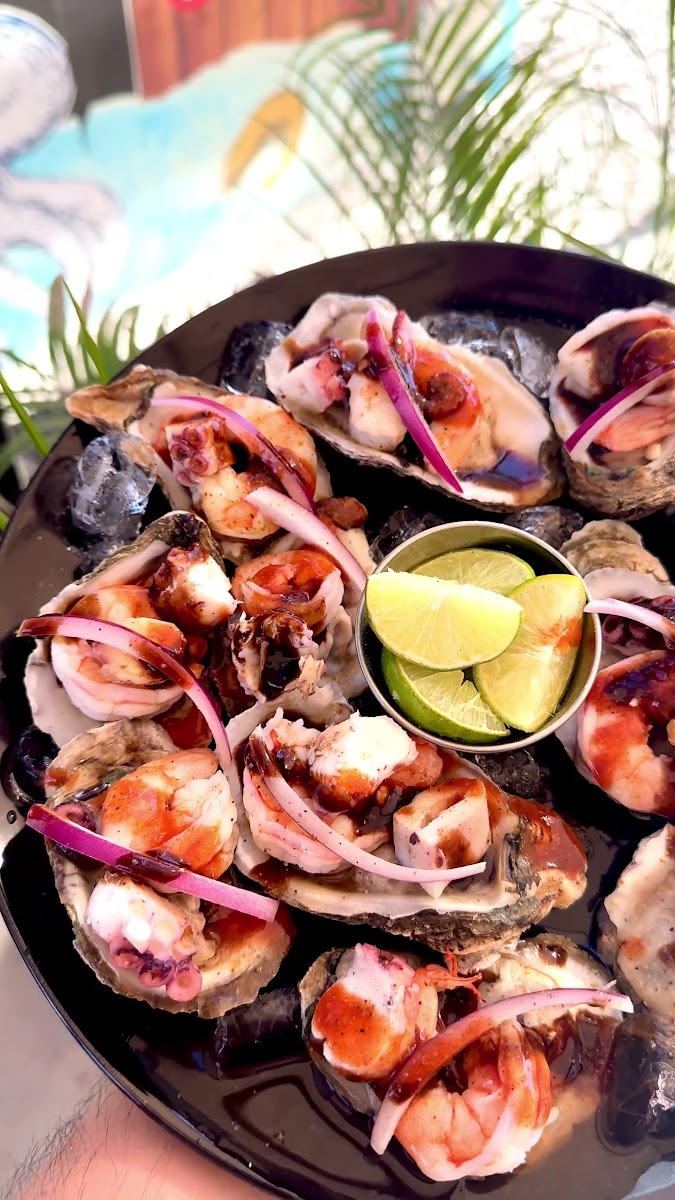 La Perla Negra Tacos & Mariscos