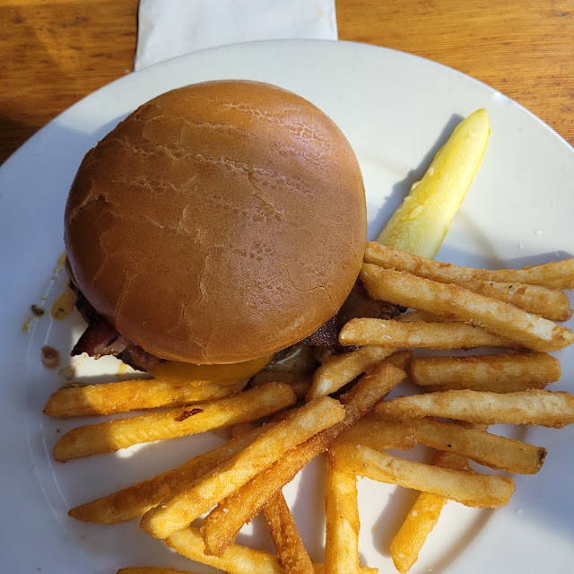 Kids Burger & Fries