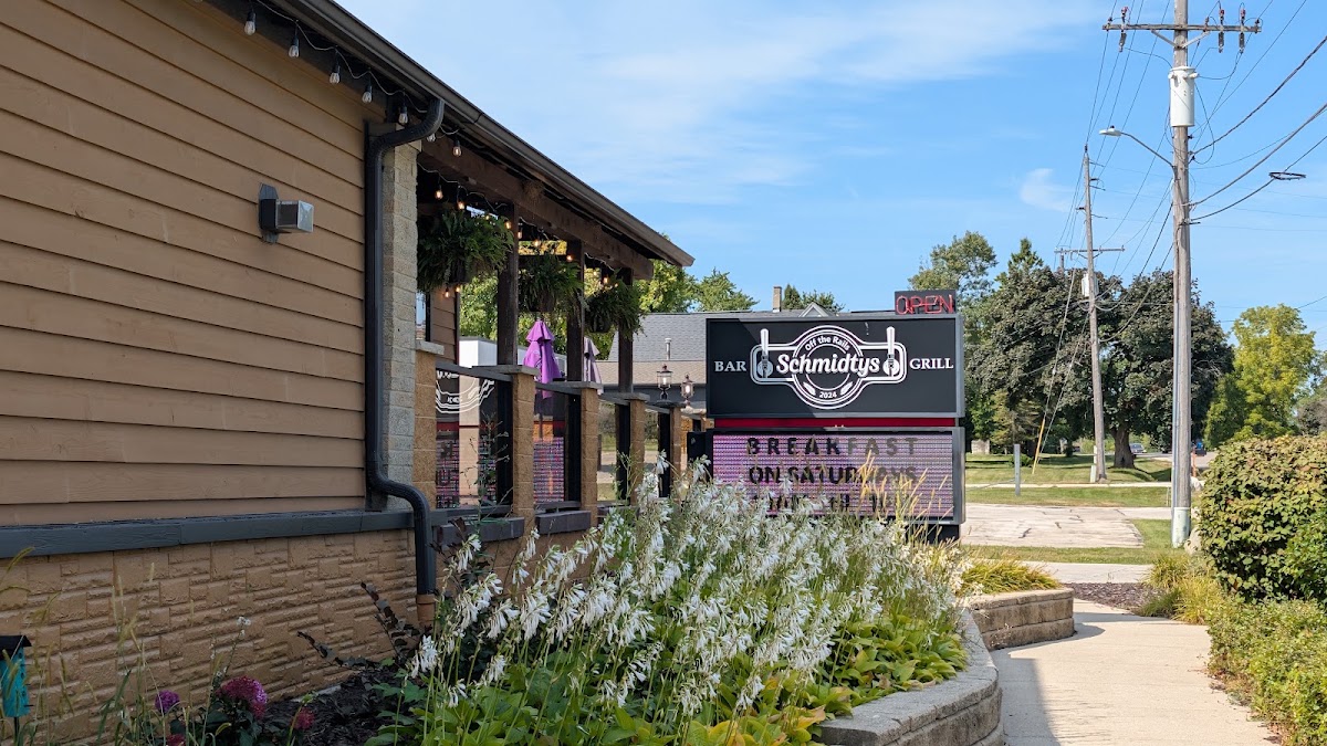Schmidty's Bar and Grill