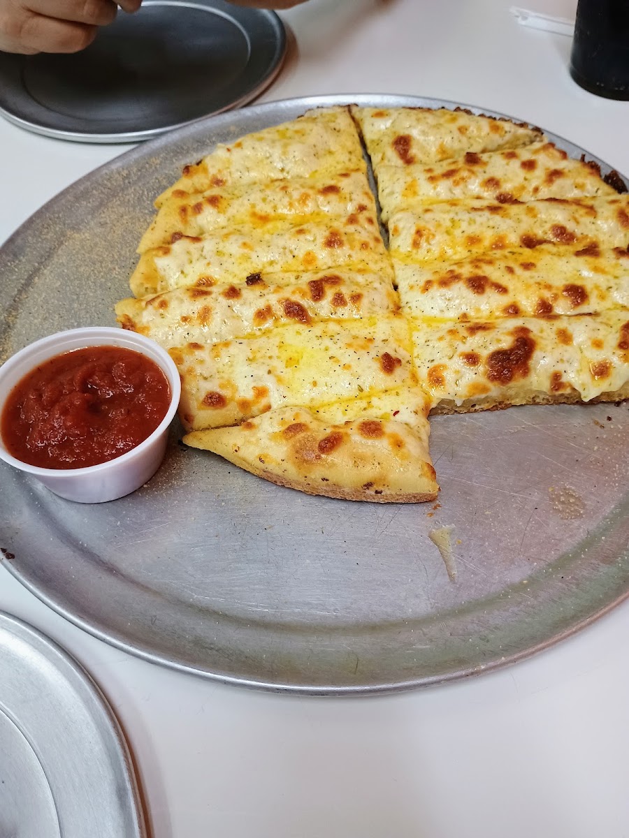 Fan Cave Pizzeria Lexington TN