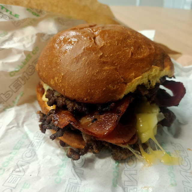 Double Cheeseburger