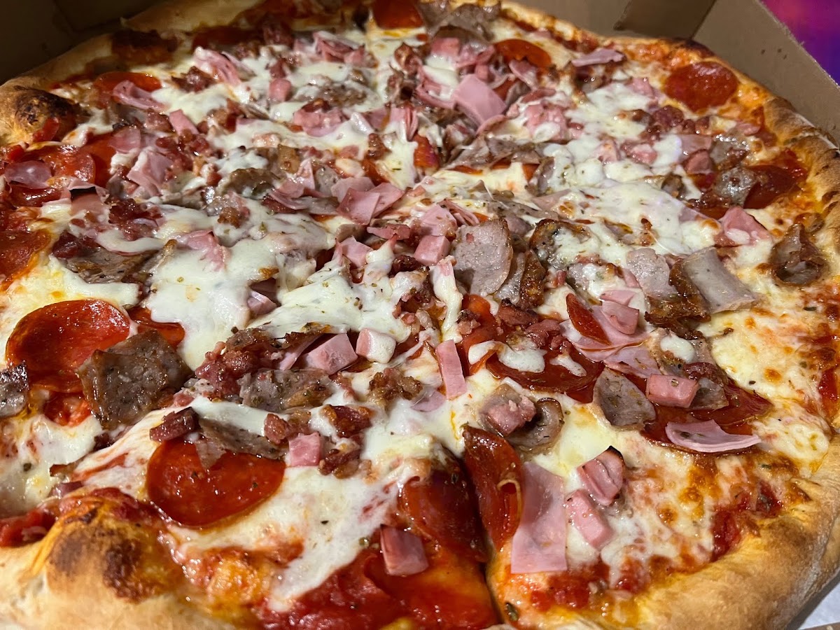 Mauricio’s Pizza & Pasta