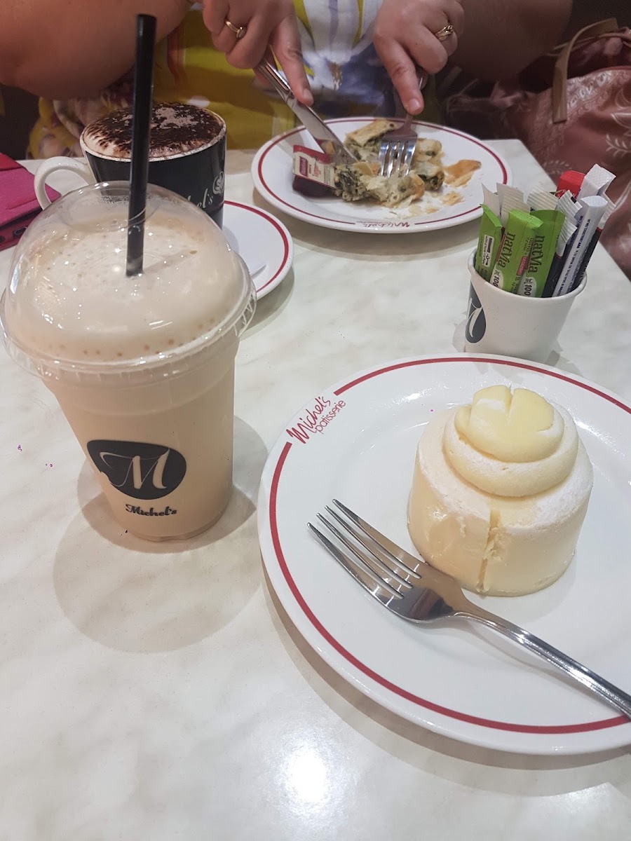 Michel's Patisserie St Clair Shop 37