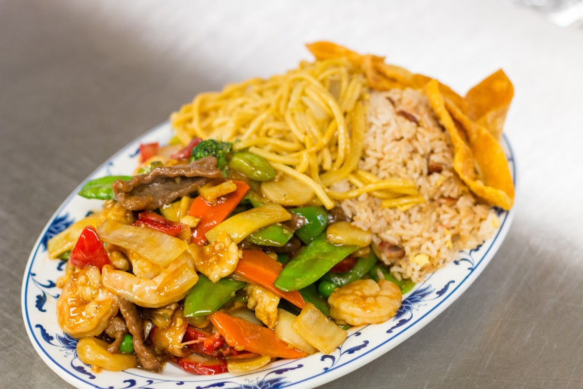 New Lantern Chinese Restaurant