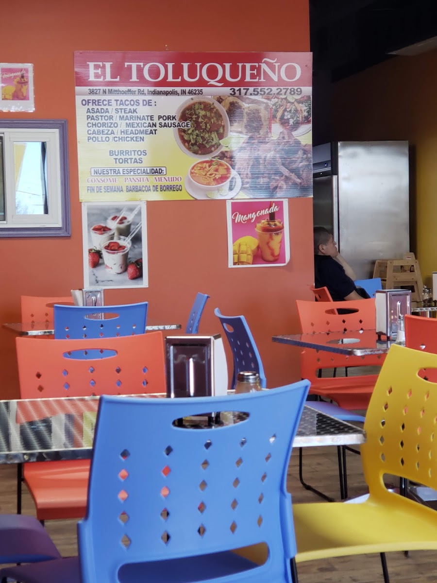 El orijinal y unico El toluqueno menu board