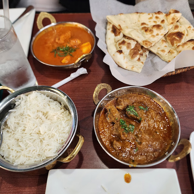 Chana Masala with Naan Rice