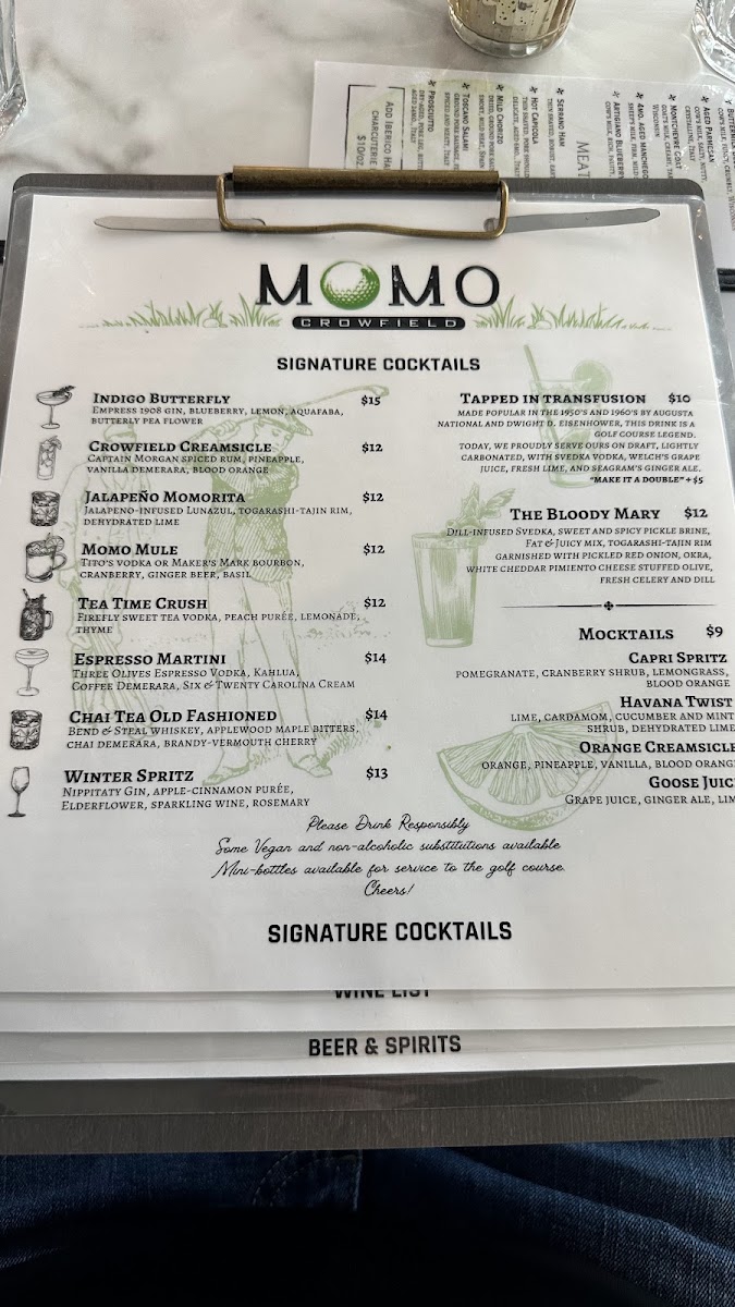 MOMO Crowfield menu board