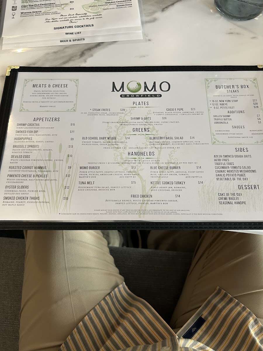 MOMO Crowfield menu board