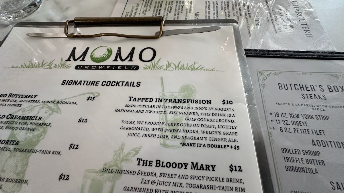 MOMO Crowfield menu board