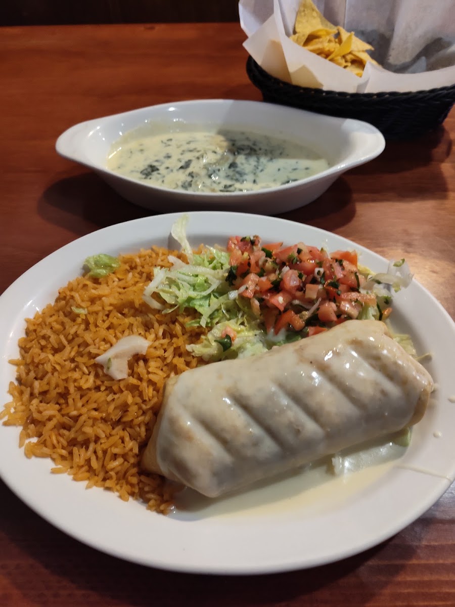 Los Compadres Mexican Restaurant