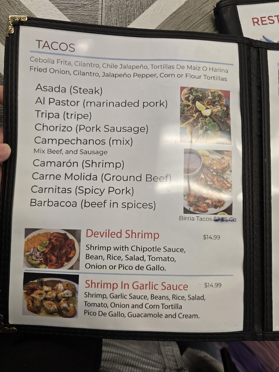 Restaurante y Tienda Oaxaca menu board