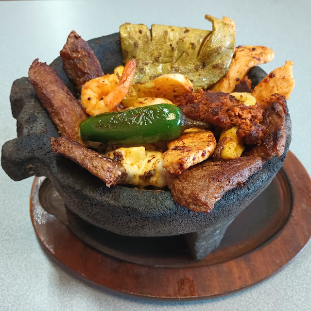 Platillo De Molcajete Molcajete Dish
