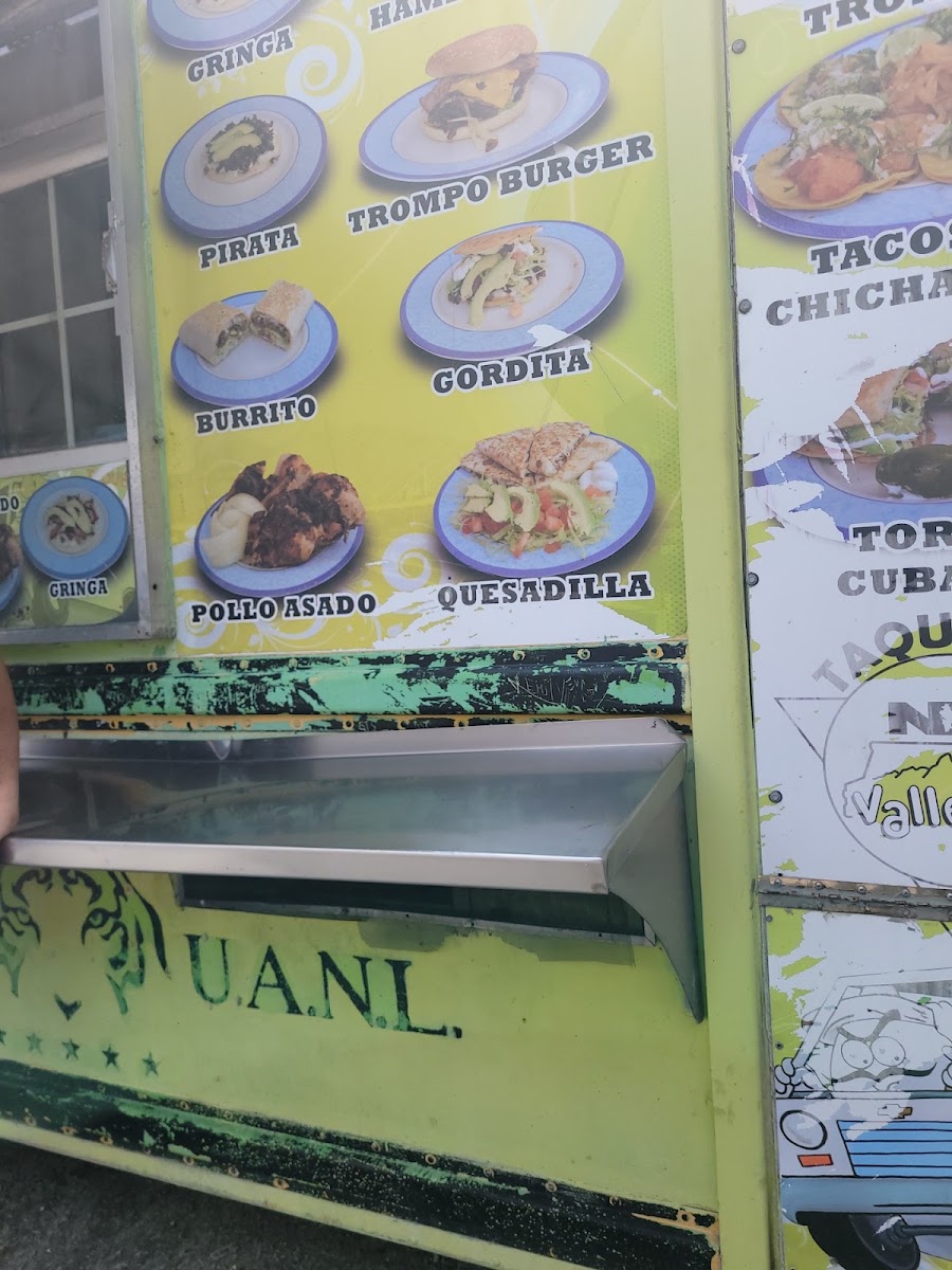 Taqueria vallejo menu board