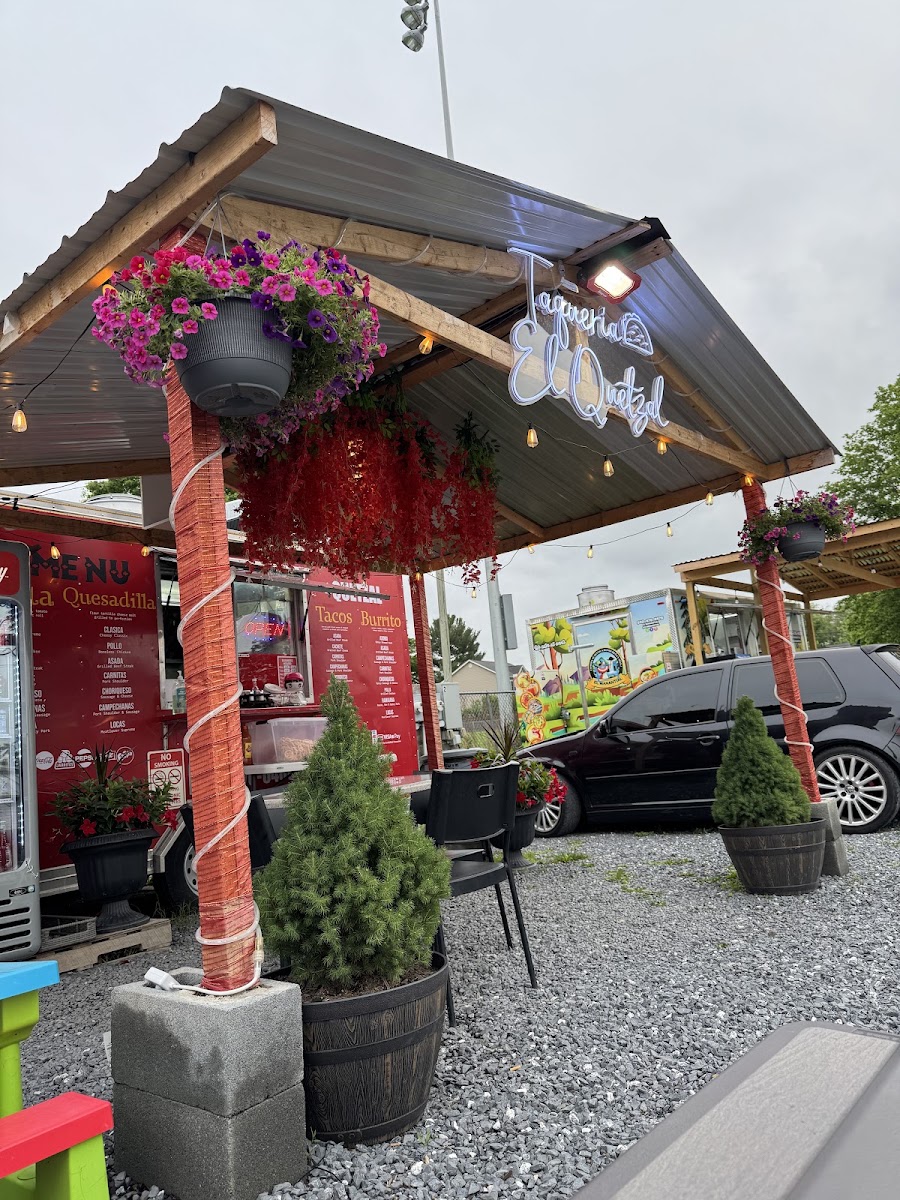 Taqueria El Quetzal LLC