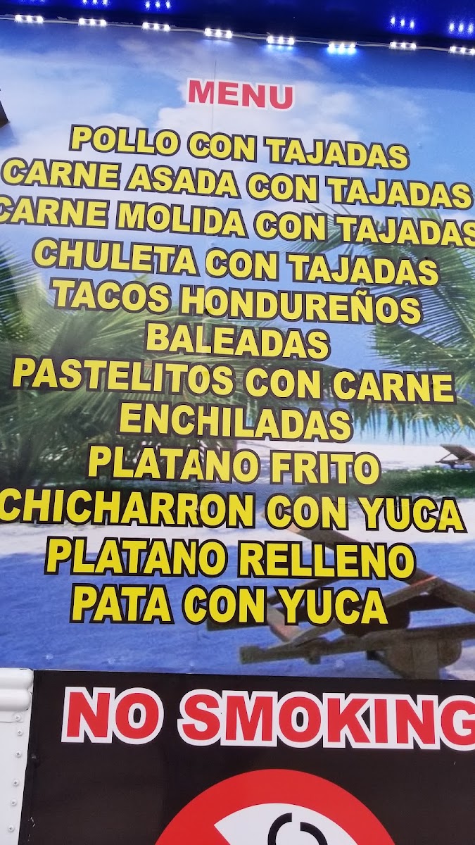Antojitos Los Ktrachos (Food Truck) menu board