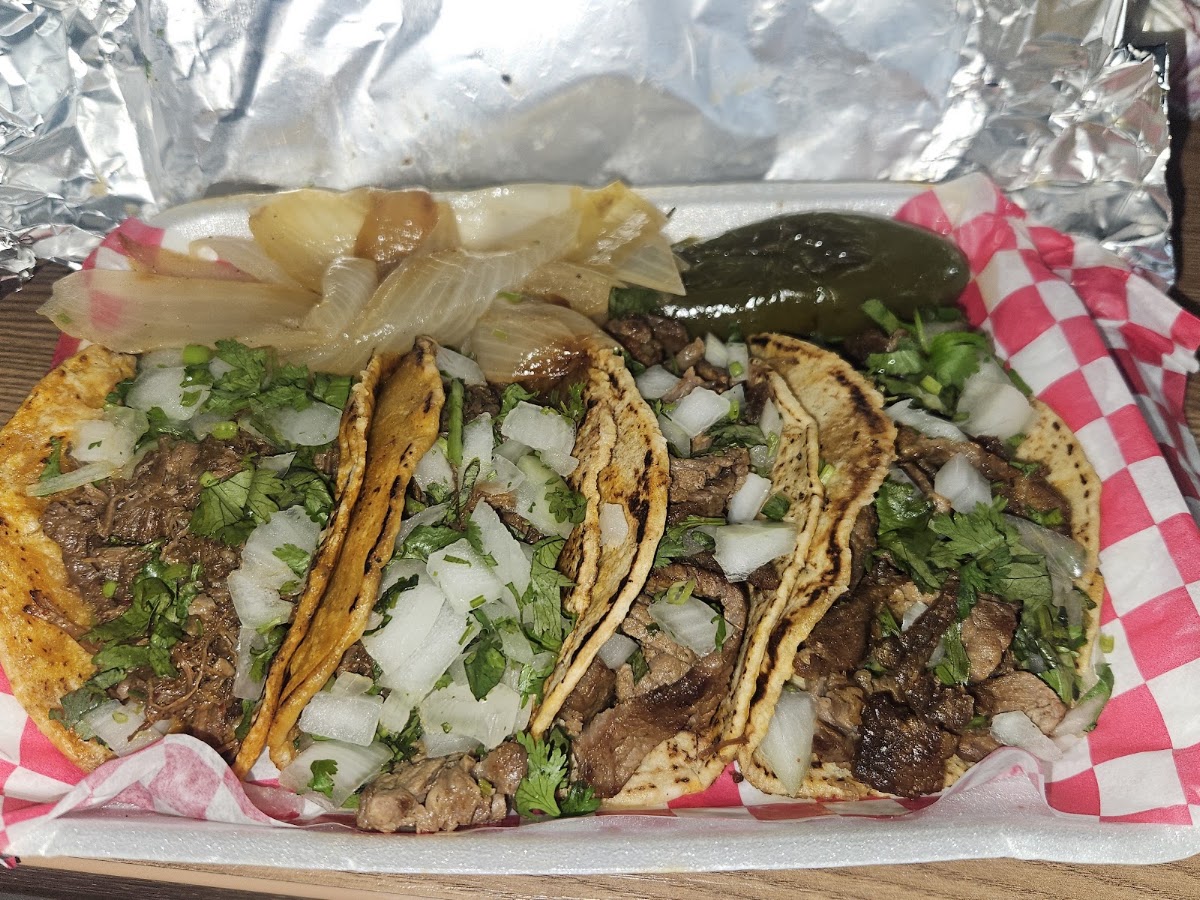 Birria y Tacos El Rey