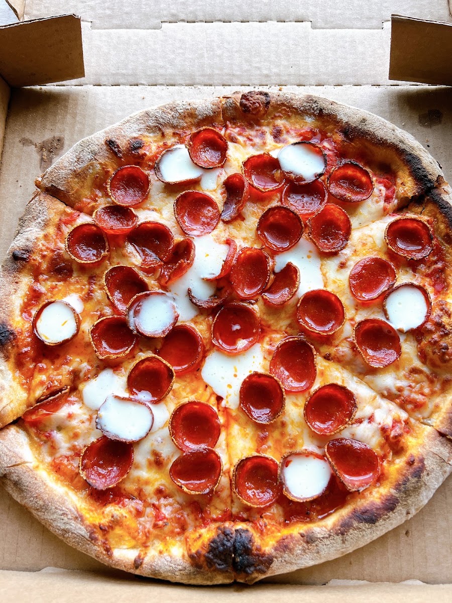 NEONY Pizza Works