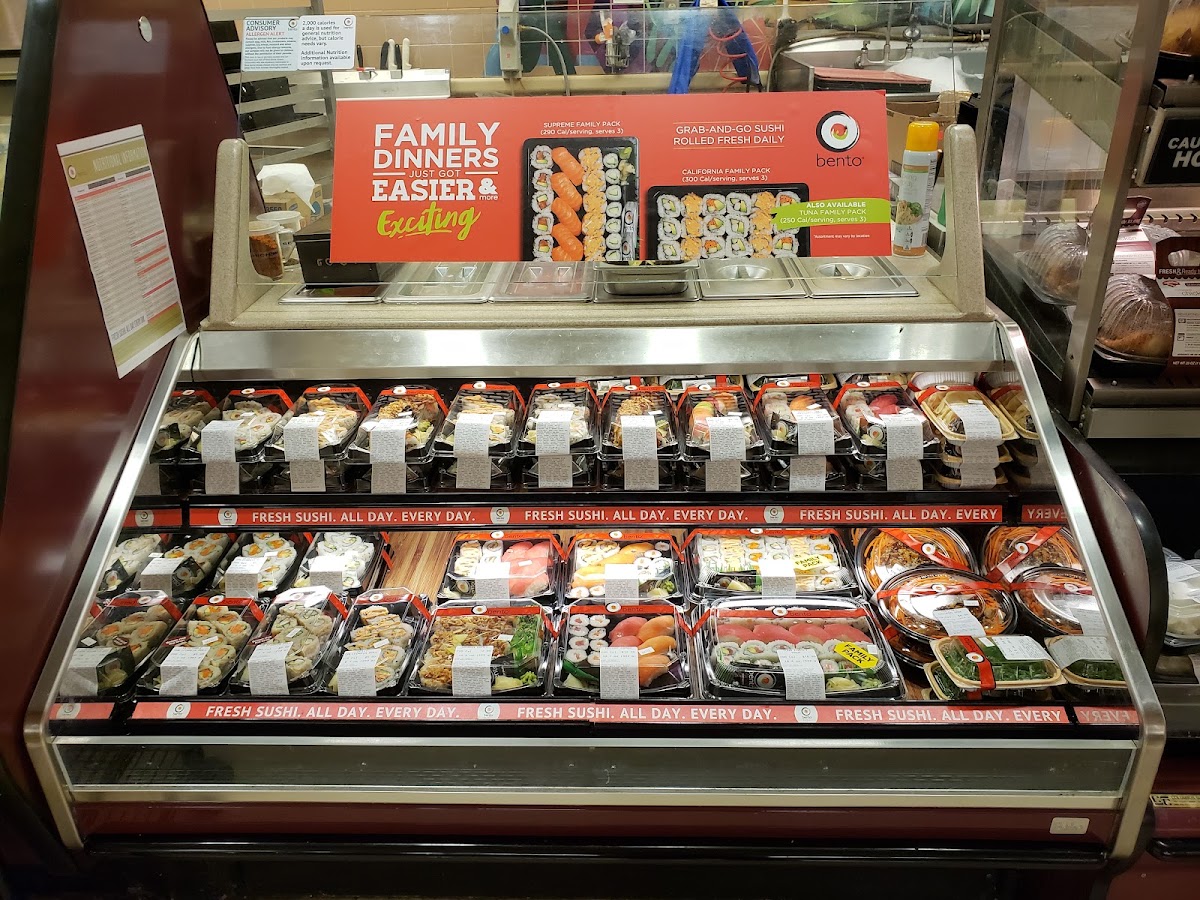 SNOWFOX Sushi